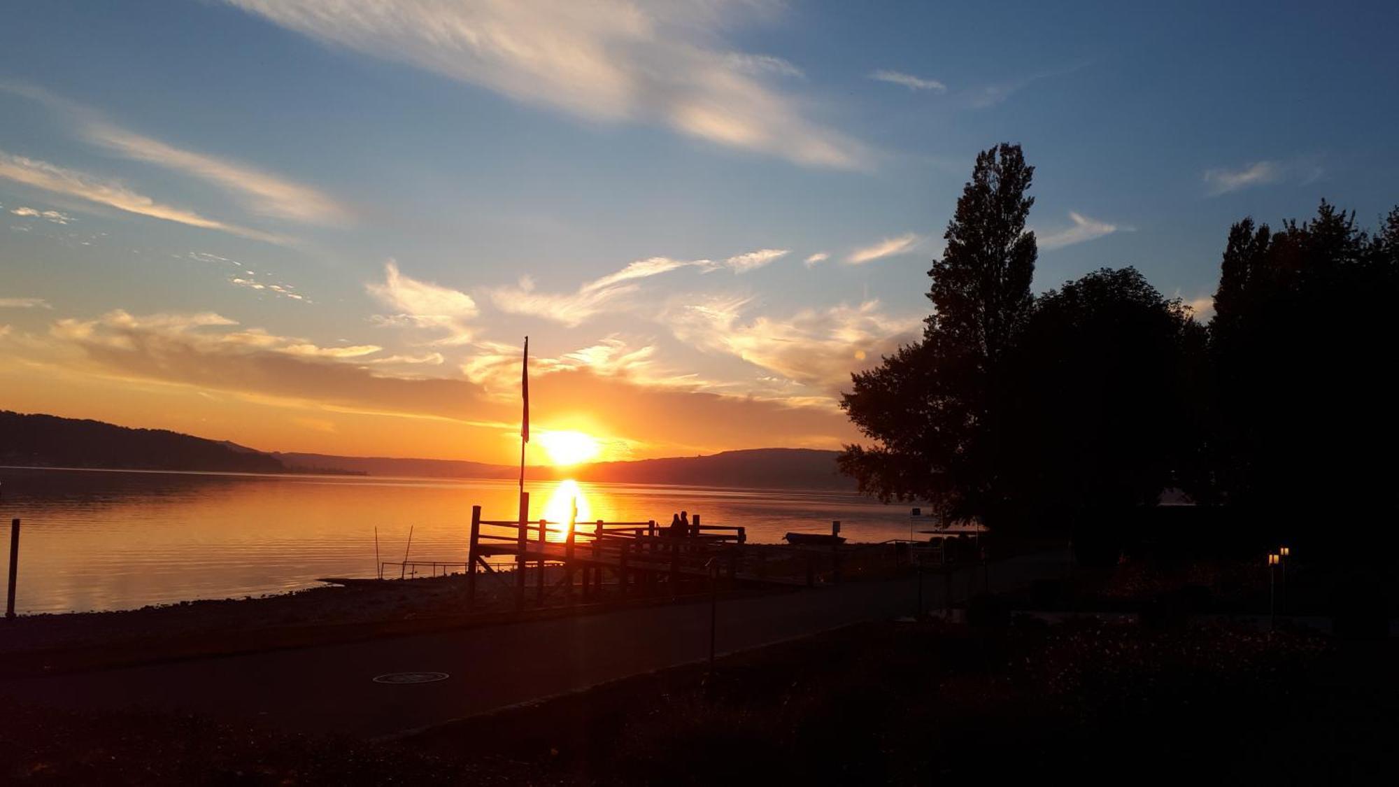 Strandhotel Loechnerhaus Reichenau Esterno foto