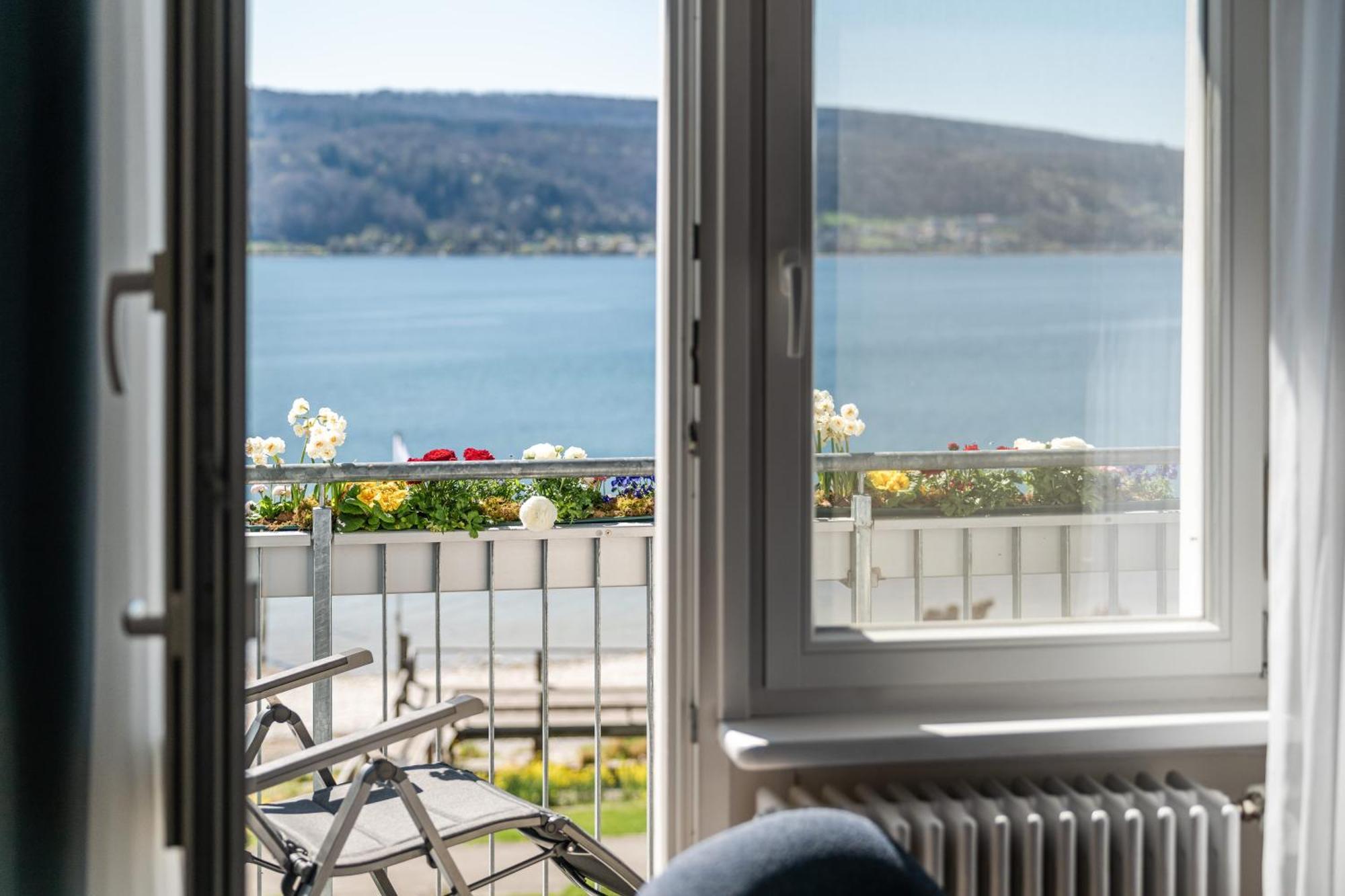 Strandhotel Loechnerhaus Reichenau Esterno foto