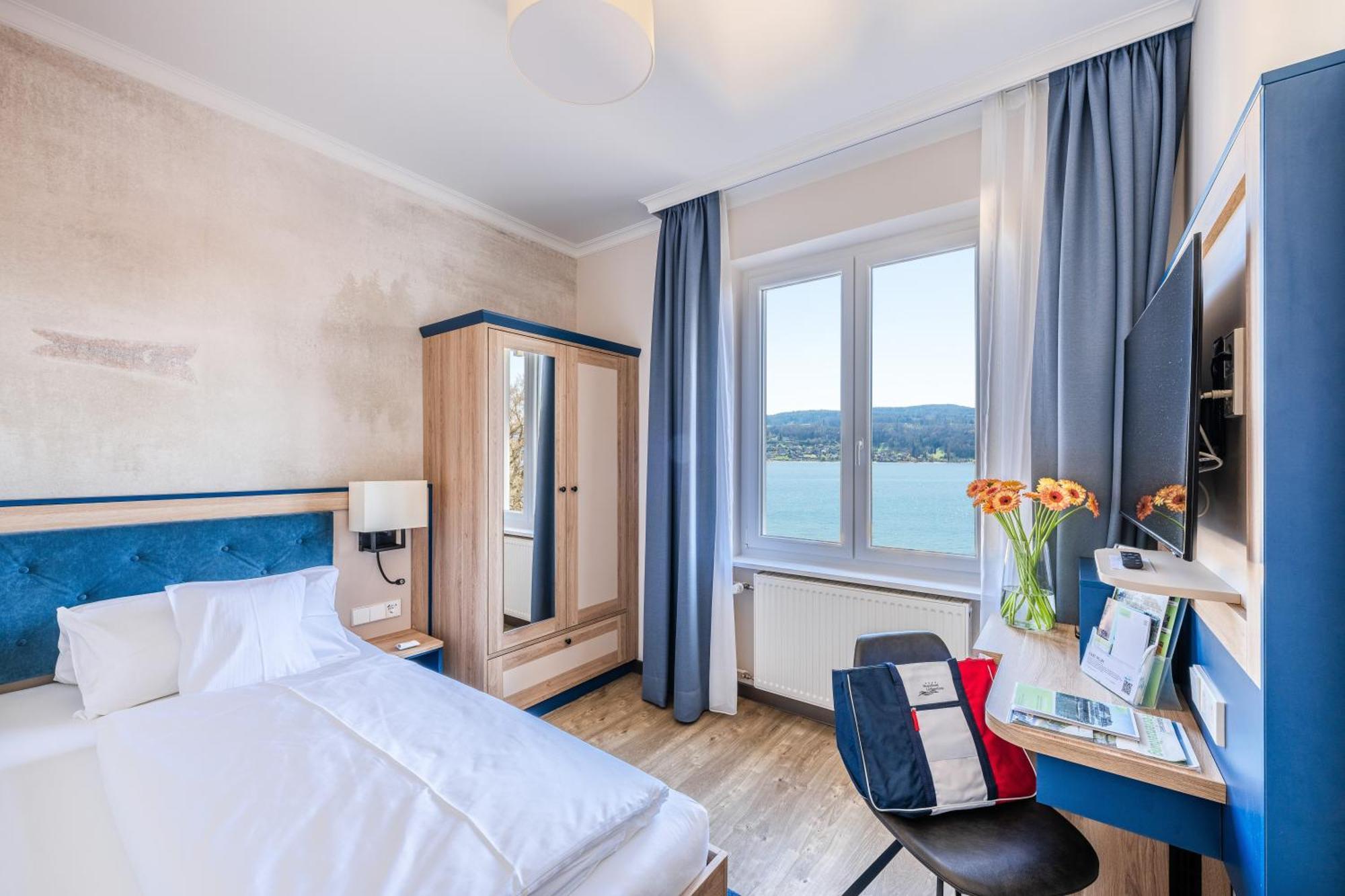 Strandhotel Loechnerhaus Reichenau Esterno foto