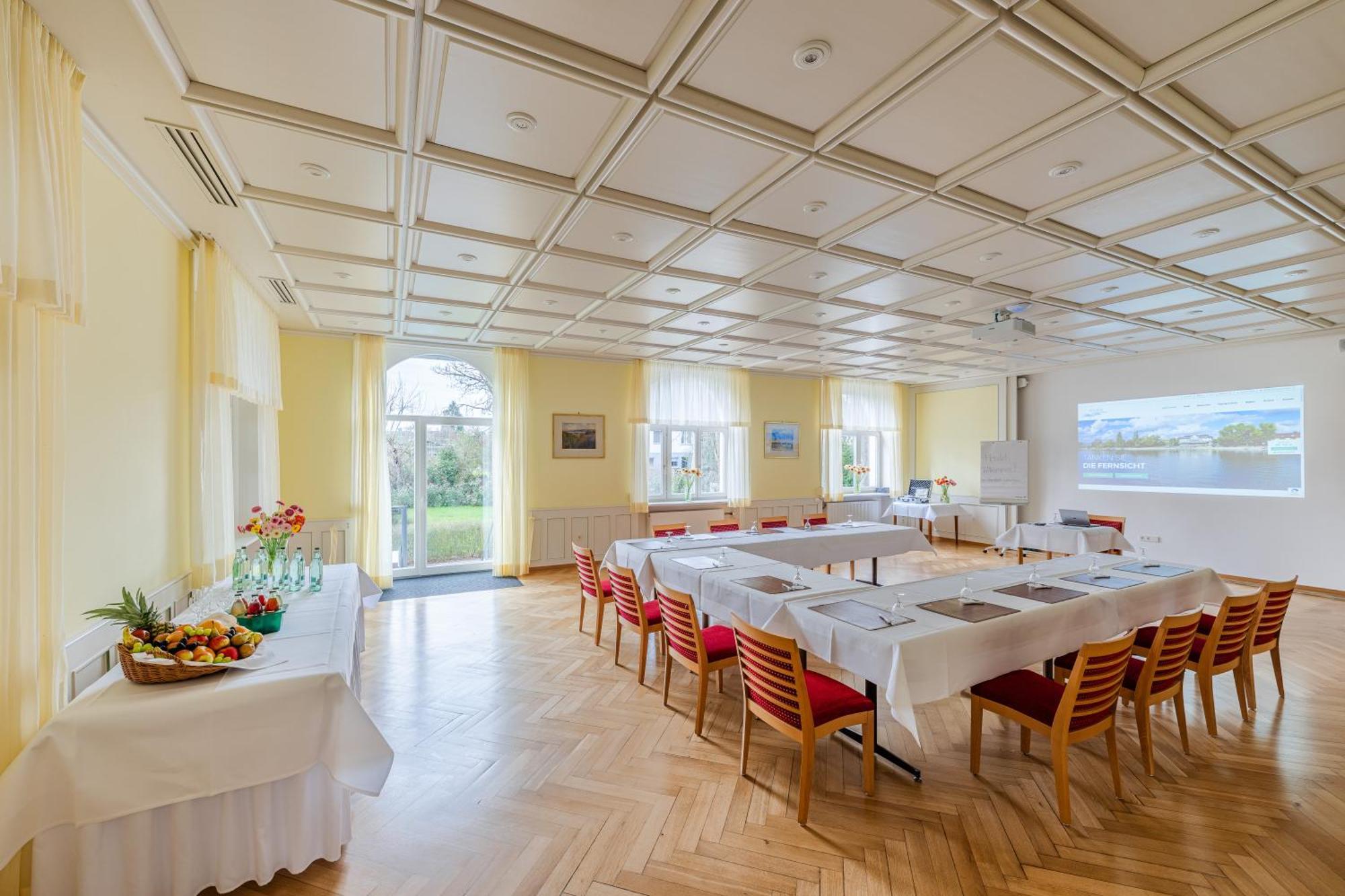 Strandhotel Loechnerhaus Reichenau Esterno foto