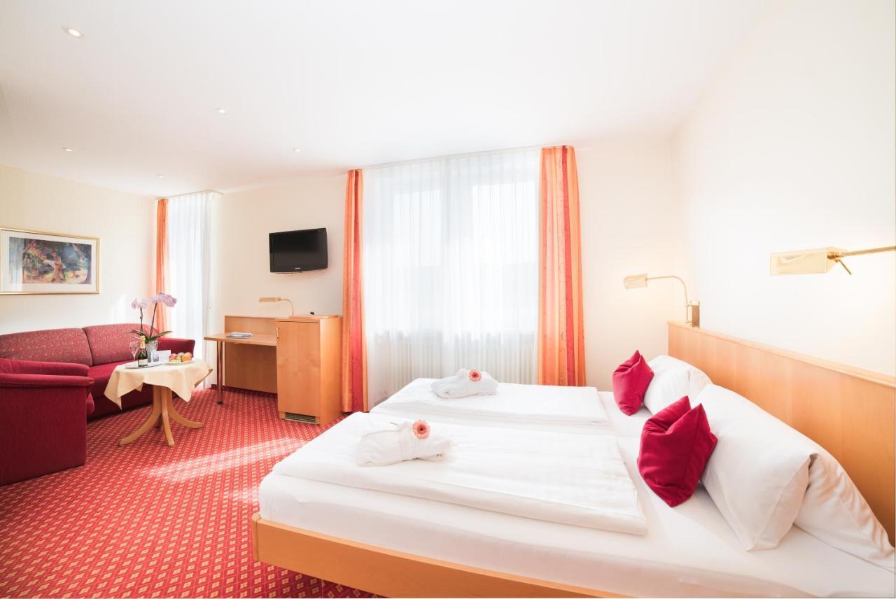 Strandhotel Loechnerhaus Reichenau Esterno foto