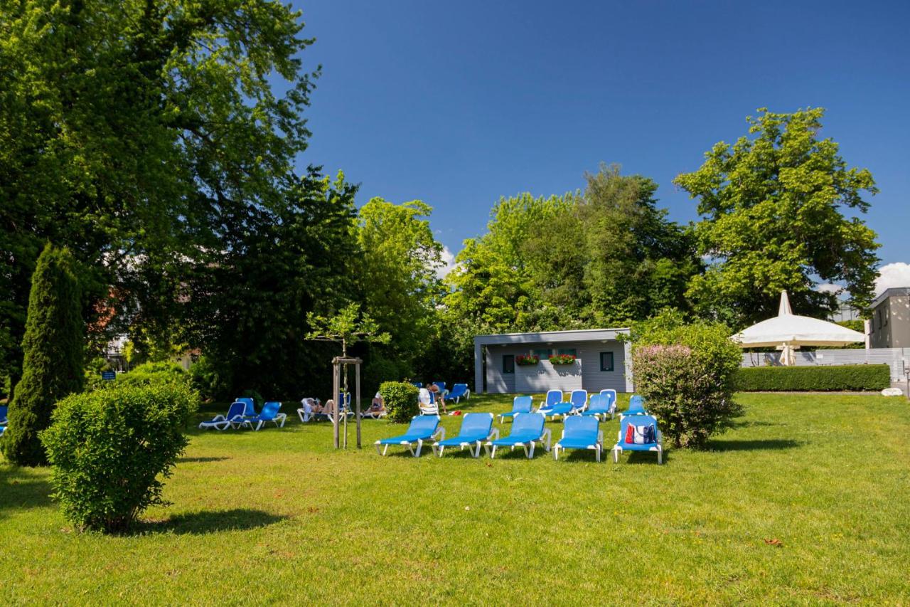 Strandhotel Loechnerhaus Reichenau Esterno foto